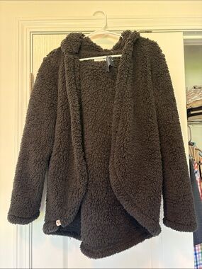 abercrombie kids Black sherpa zip-front hoodie 15-16 nwts